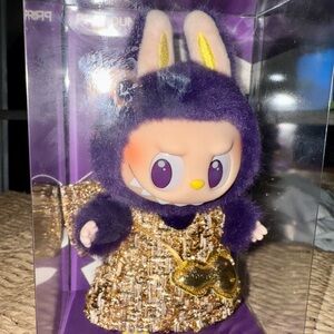 LABUBU x PRONOUNCE - Wings of fortune
POP MART Authentic